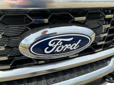2027 Ford F-350SD King Ranch DRW