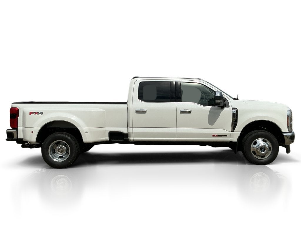 2027 Ford F-350SD King Ranch DRW