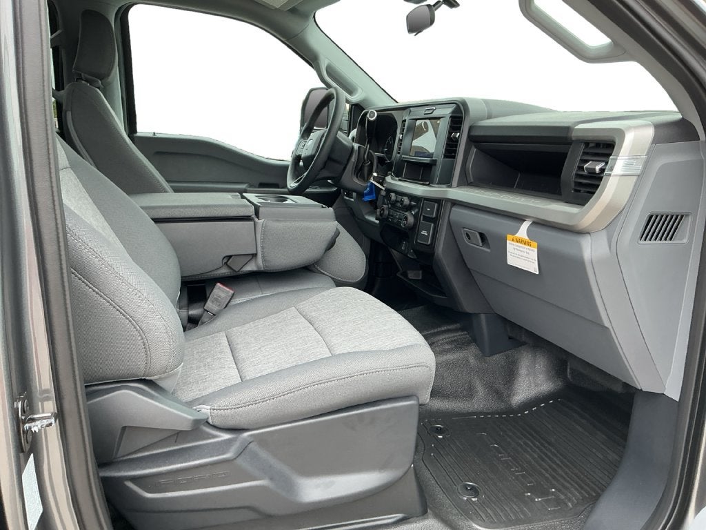 2027 Ford F-350SD XL DRW