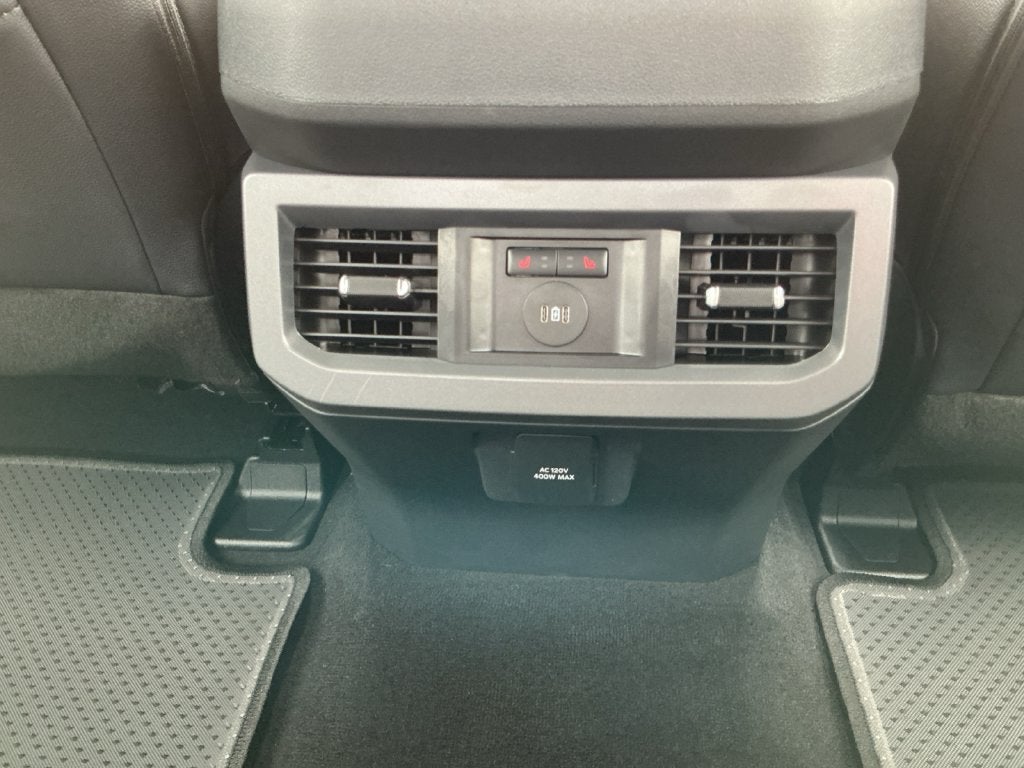 2027 Ford F-350SD Lariat DRW