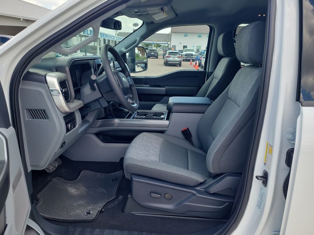 2026 Ford F-350SD XLT DRW