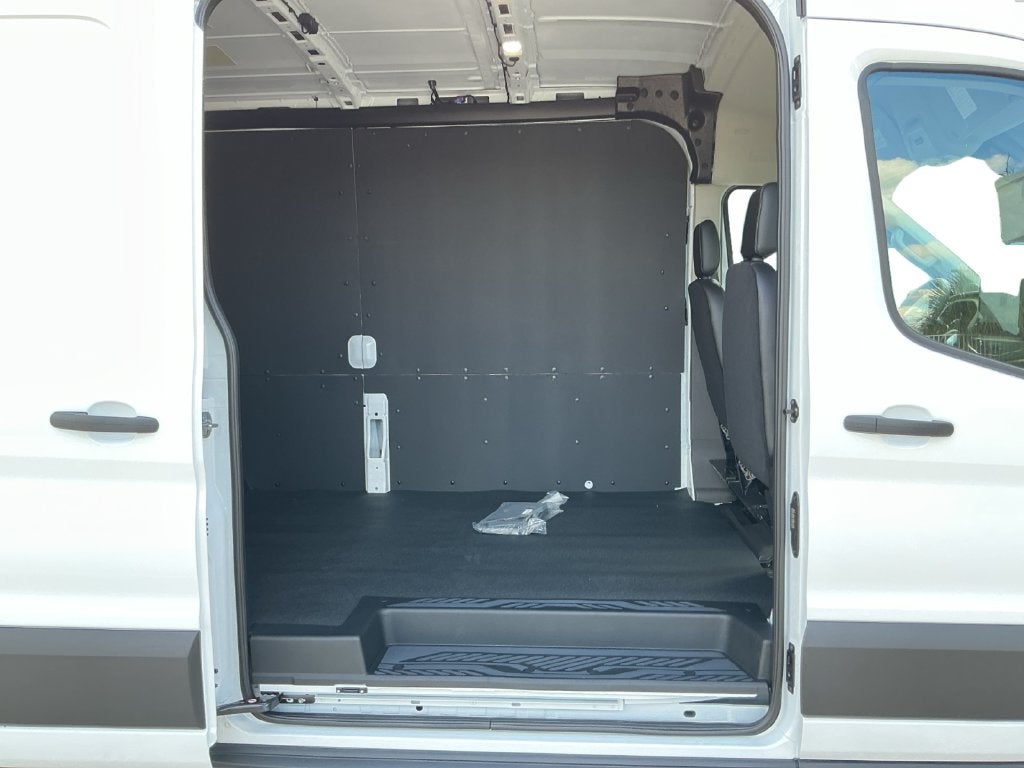 2027 Ford Transit-250 Base