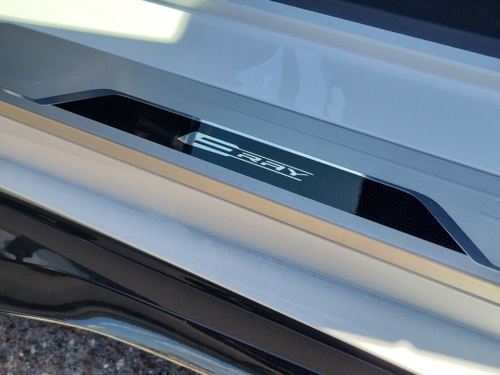 2025 Chevrolet Corvette E-Ray 1LZ