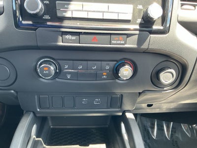 2024 Nissan Frontier SV