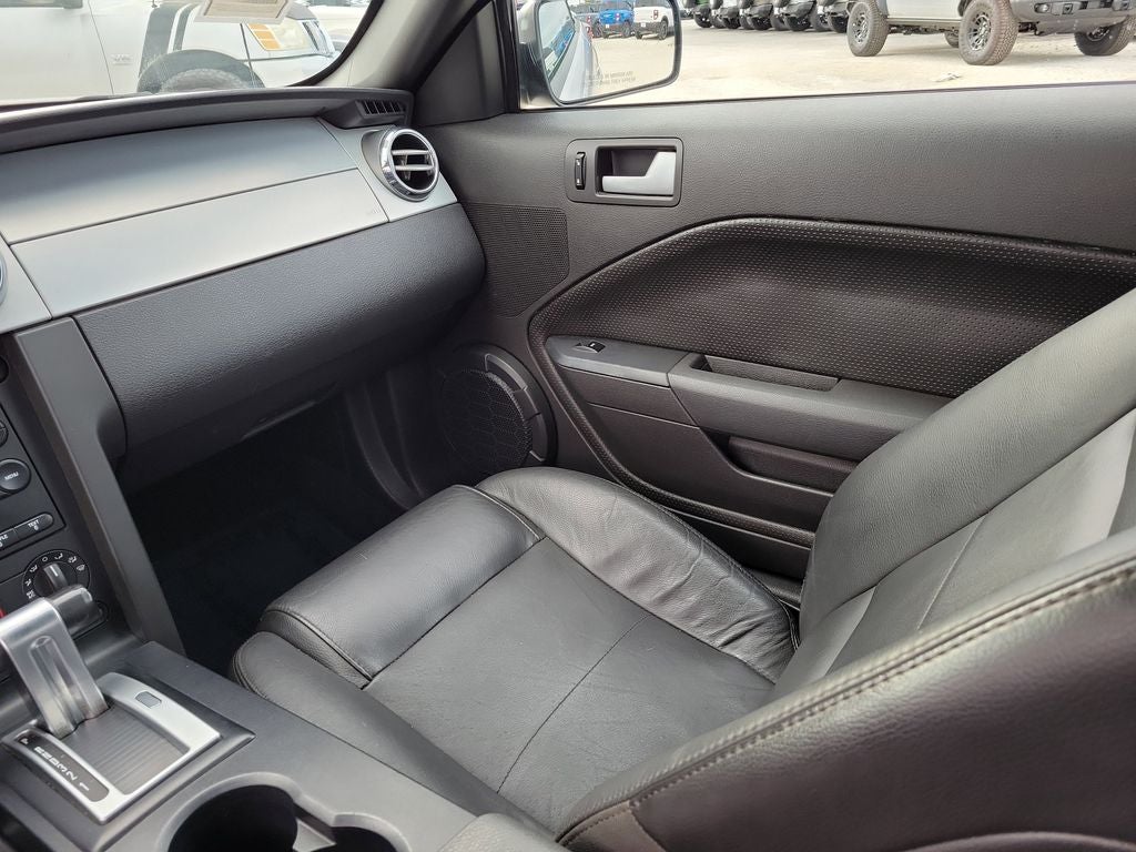 2006 Ford Mustang V6