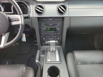 2006 Ford Mustang V6