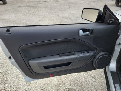 2006 Ford Mustang V6