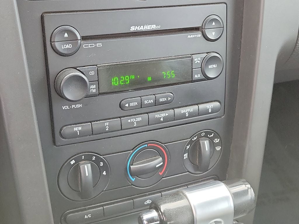 2006 Ford Mustang V6