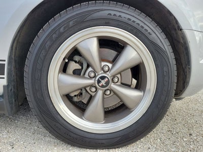 2006 Ford Mustang V6