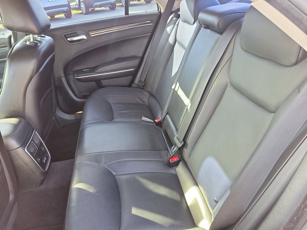 2019 Chrysler 300 Limited