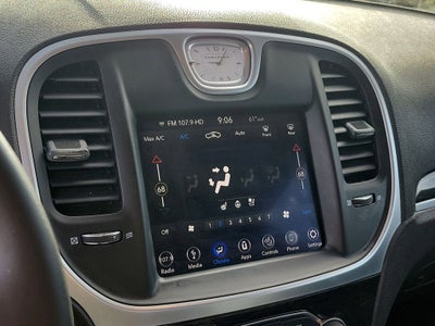 2019 Chrysler 300 Limited