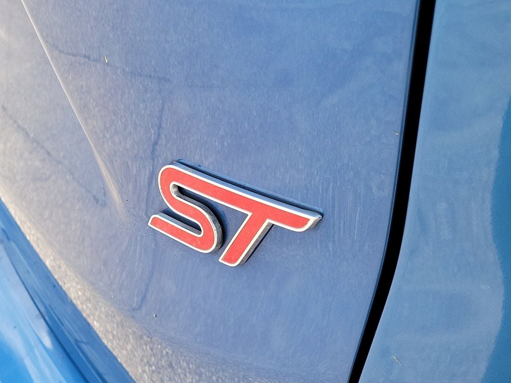 2021 Ford Edge ST