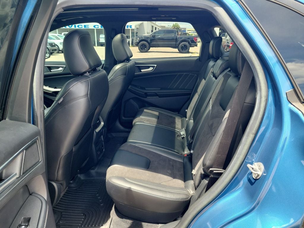 2021 Ford Edge ST