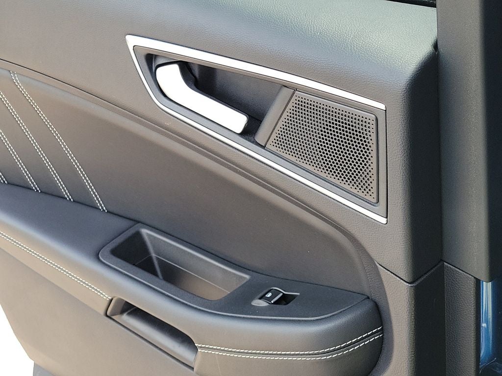 2021 Ford Edge ST