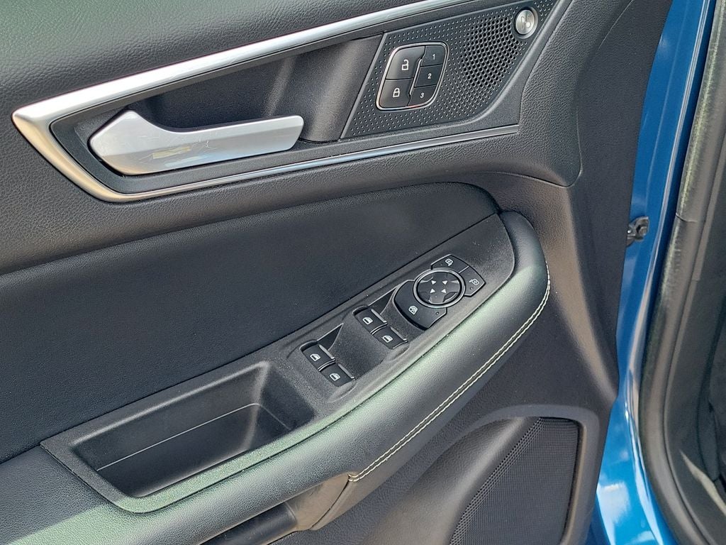 2021 Ford Edge ST