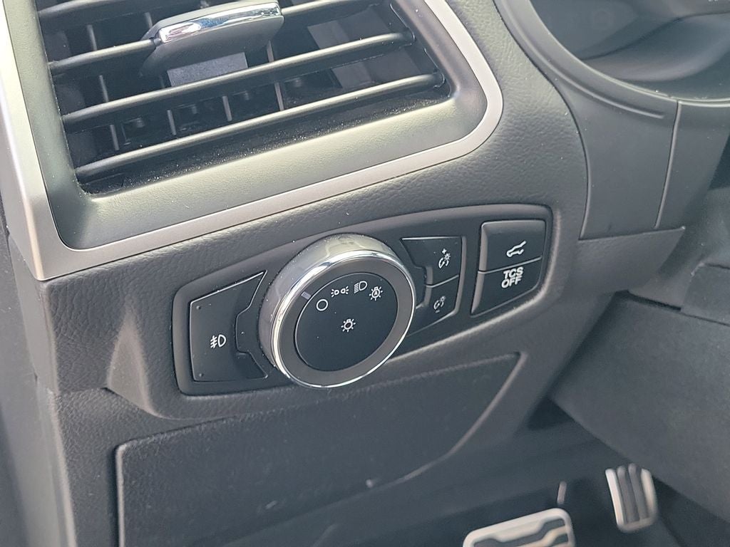 2024 Ford Edge ST Line