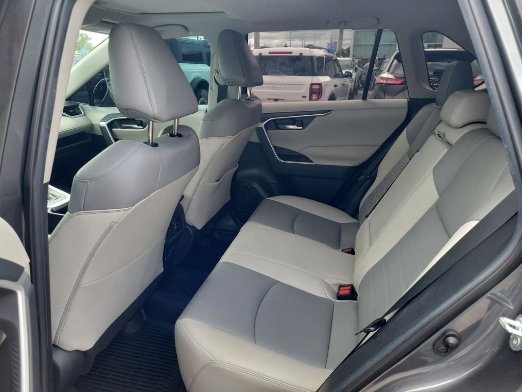 2021 Toyota RAV4 XLE Premium