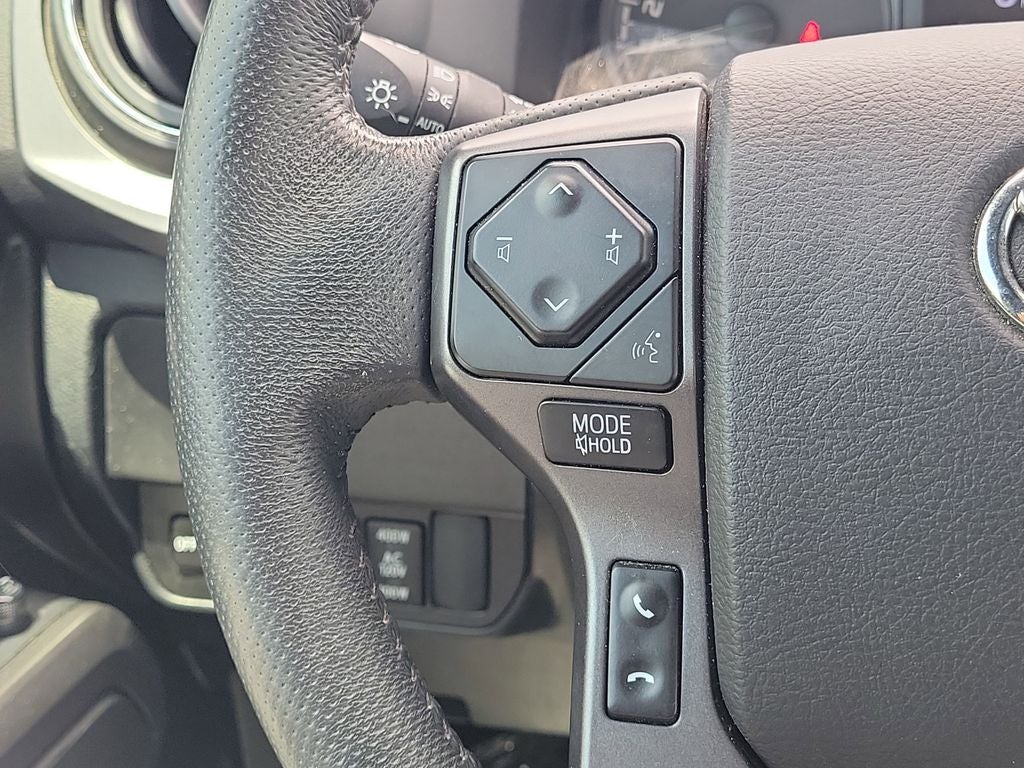 2022 Toyota Tacoma TRD Sport V6