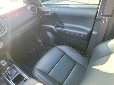 2021 Toyota Tacoma Limited V6