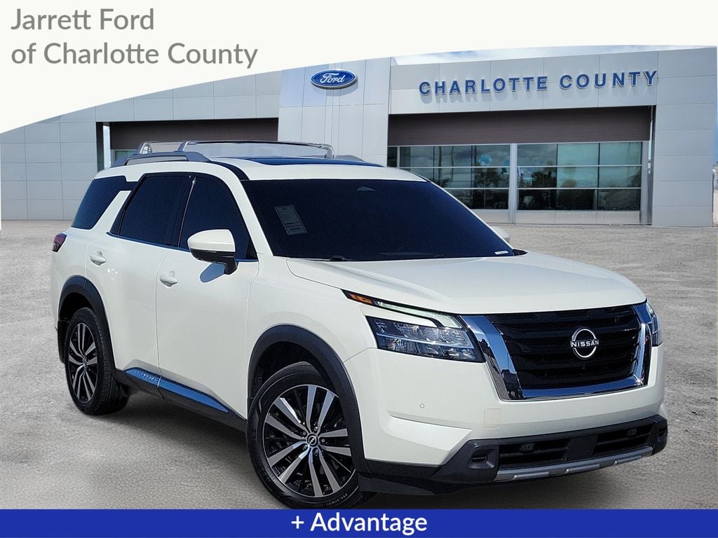 2023 Nissan Pathfinder Platinum