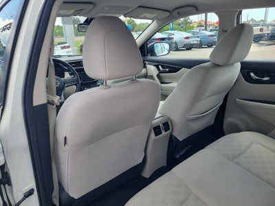2022 Nissan Rogue Sport SV