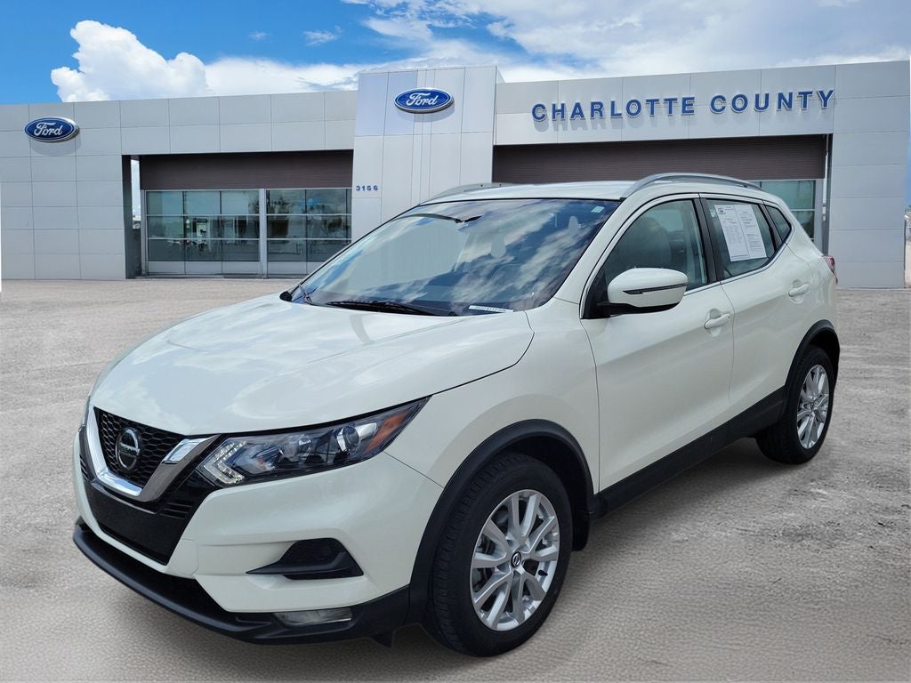 2022 Nissan Rogue Sport SV