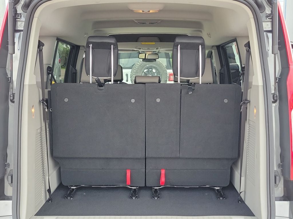 2023 Ford Transit Connect Titanium