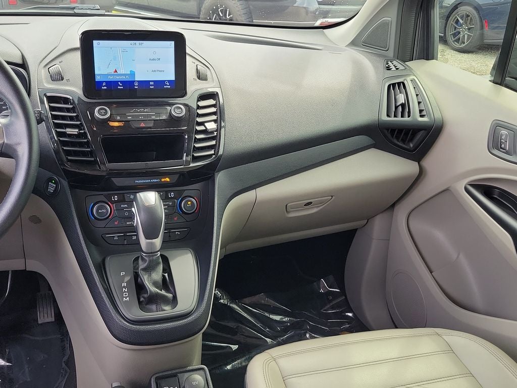 2023 Ford Transit Connect Titanium