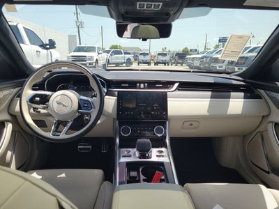 2022 Jaguar XF SE
