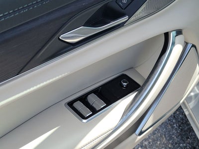 2022 Jaguar XF SE
