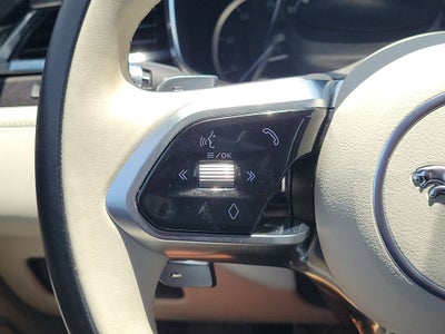2022 Jaguar XF SE