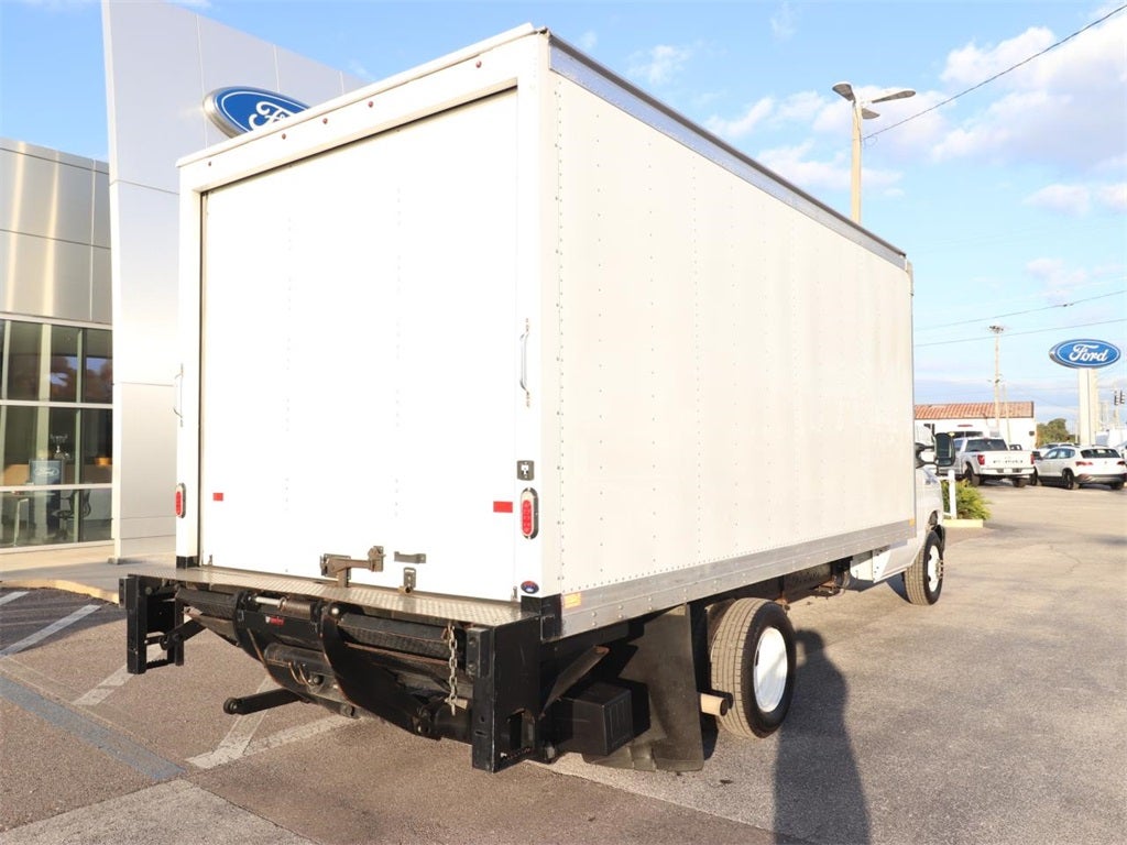 2023 Ford E-450SD Base