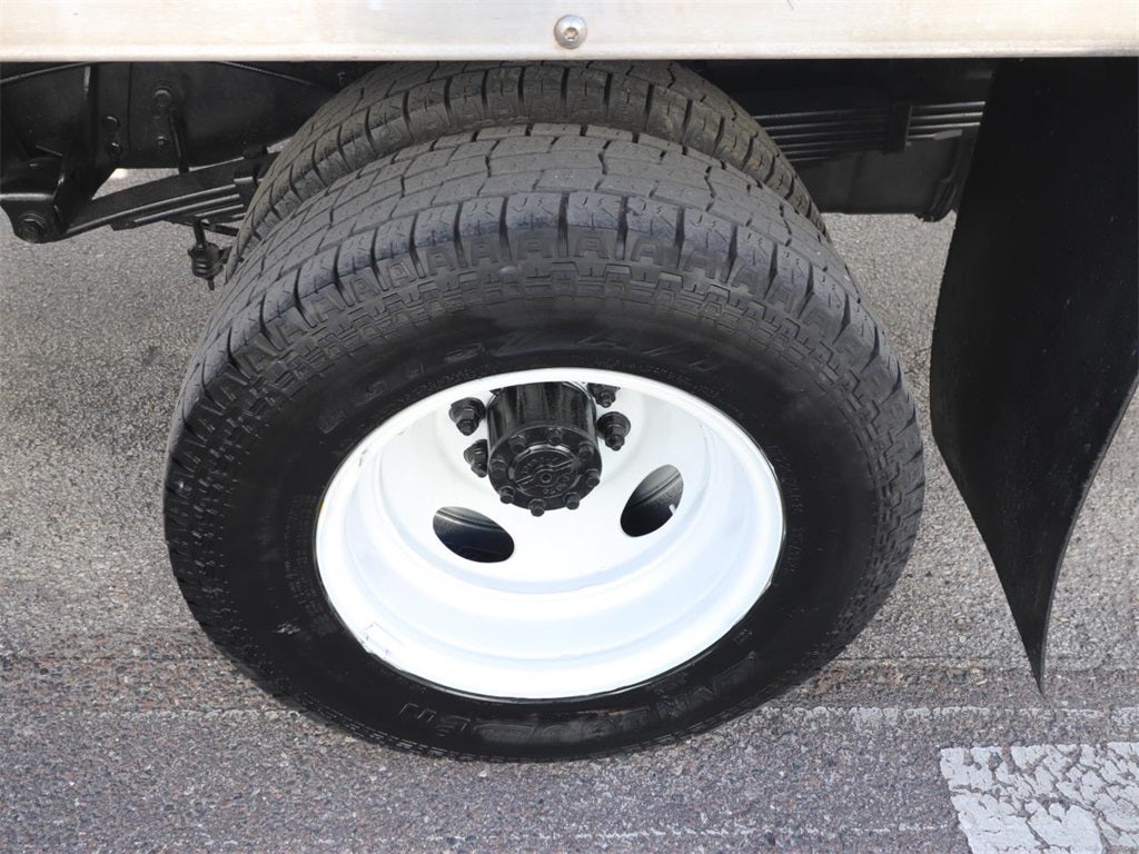 2022 Ford E-450SD Base