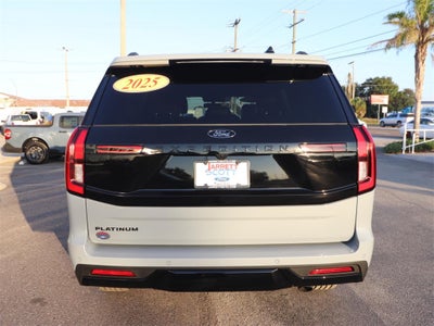 2025 Ford Expedition Platinum