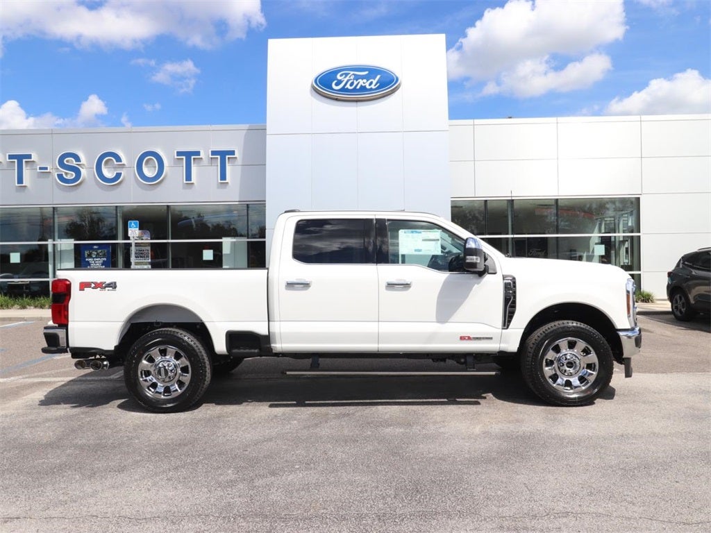 2026 Ford F-350SD Lariat