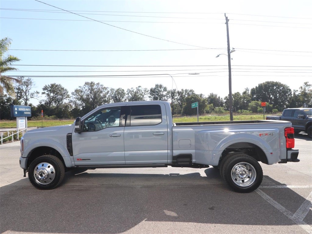 2026 Ford F-450SD Platinum DRW