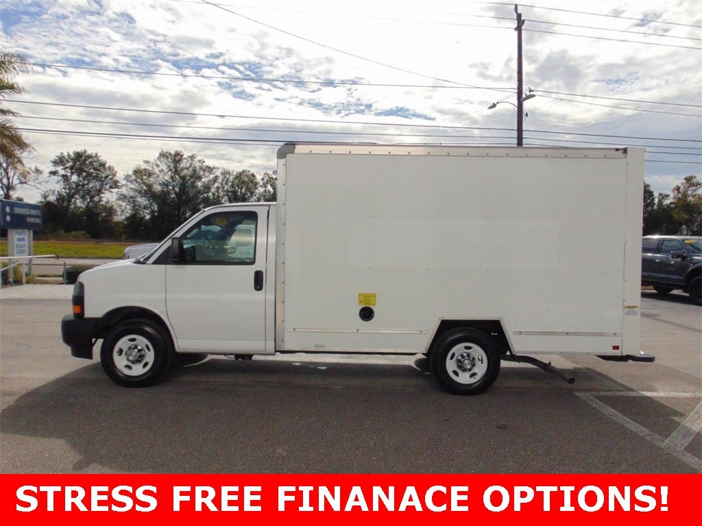 2023 GMC Savana 3500 Work Van