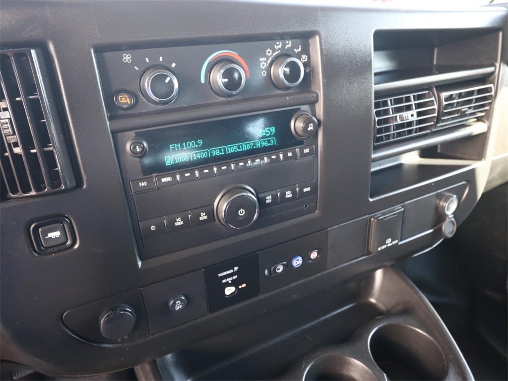 2023 GMC Savana 2500 Work Van