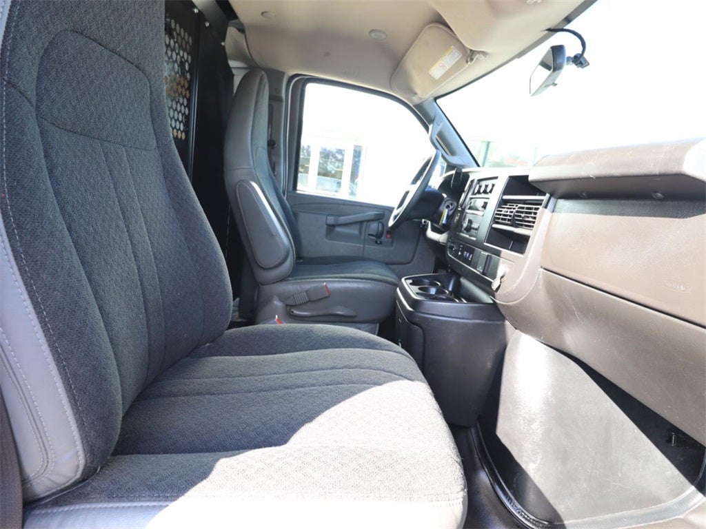 2023 GMC Savana 2500 Work Van