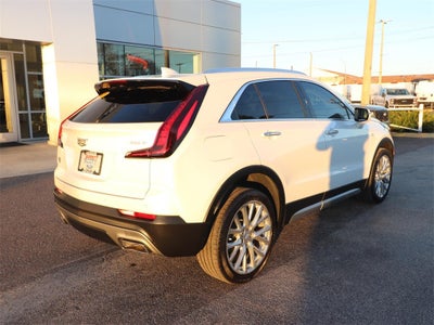 2022 Cadillac XT4 Premium Luxury