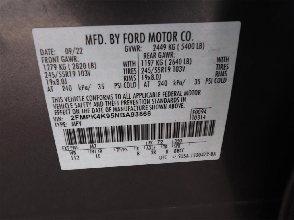 2022 Ford Edge Titanium