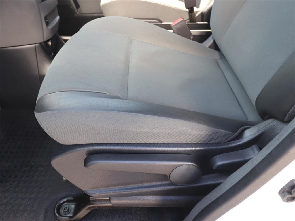 2021 Nissan NV200 SV