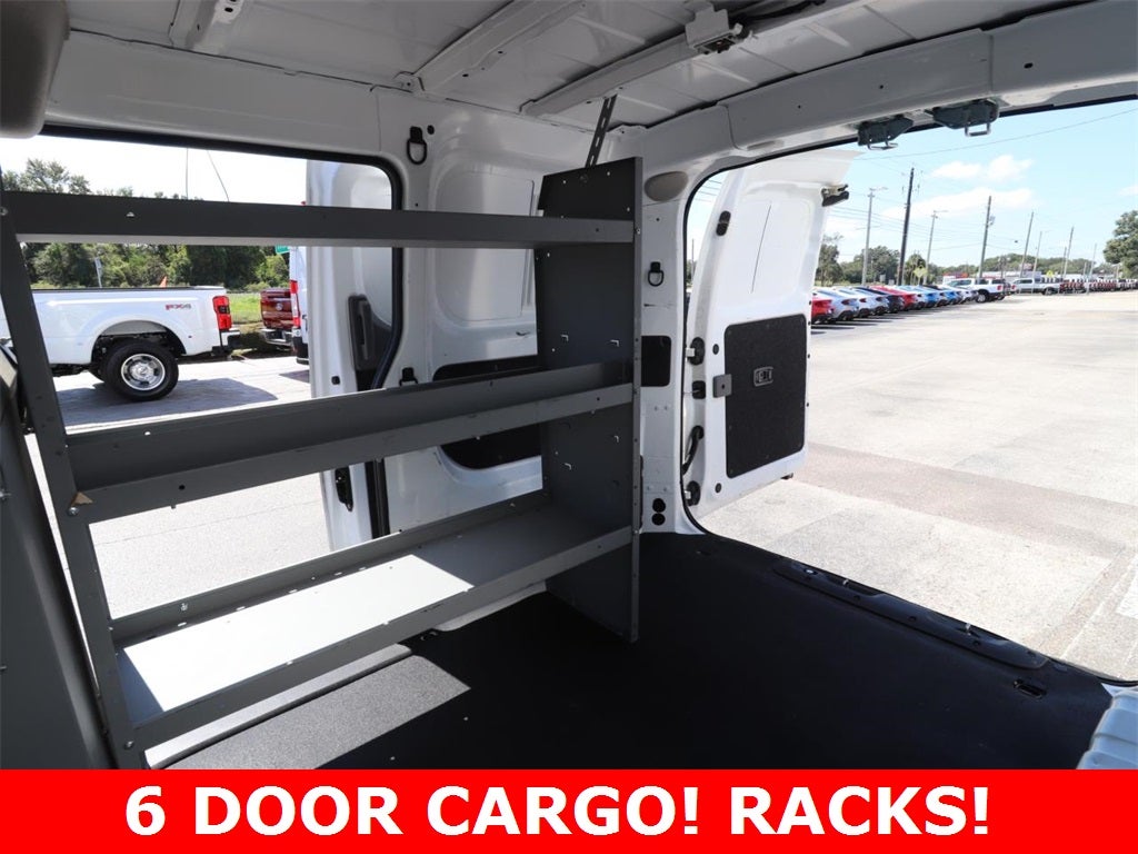 2021 Nissan NV200 SV