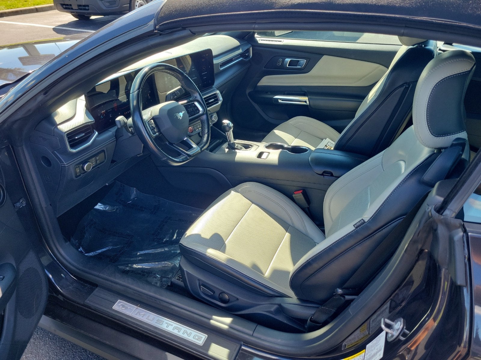 2024 Ford Mustang EcoBoost Premium