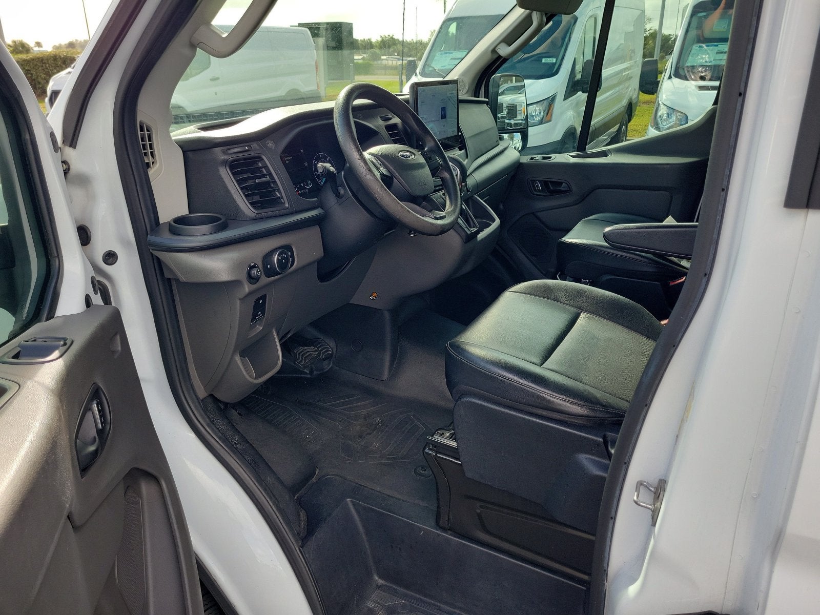 2022 Ford Transit-350 XL
