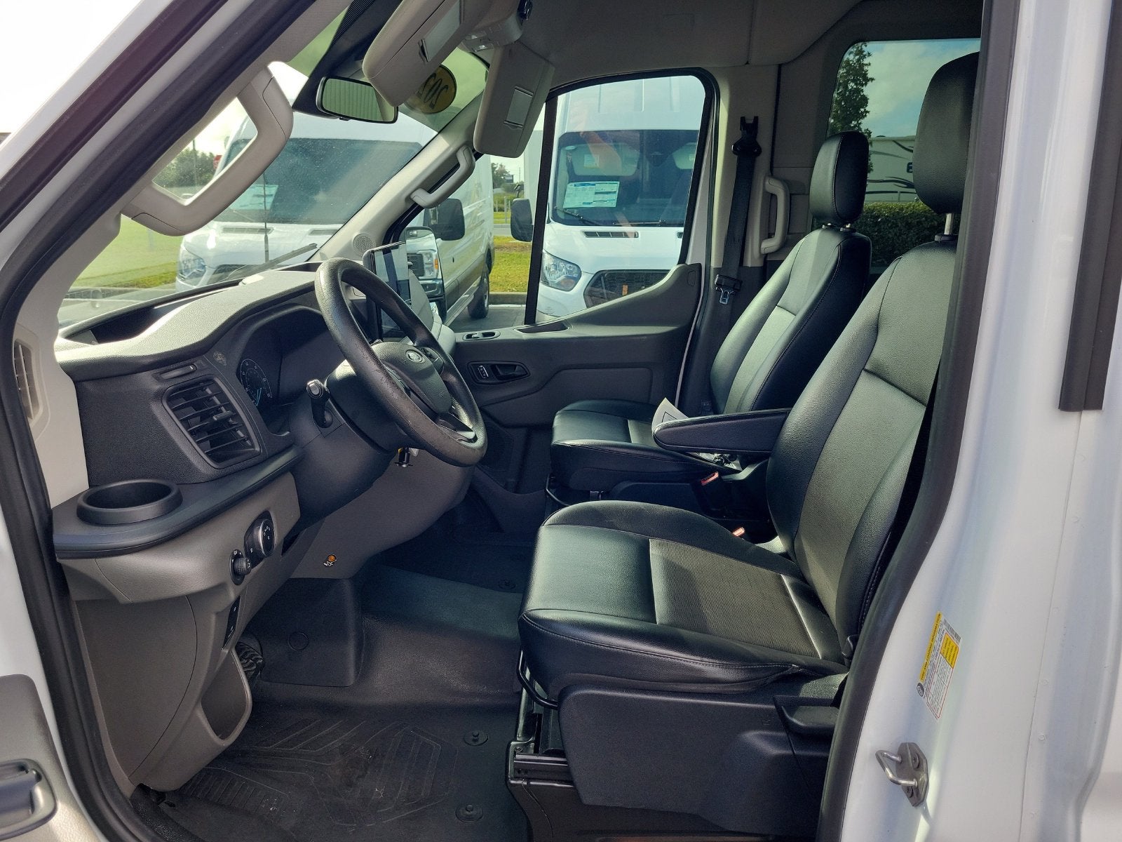 2022 Ford Transit-350 XL