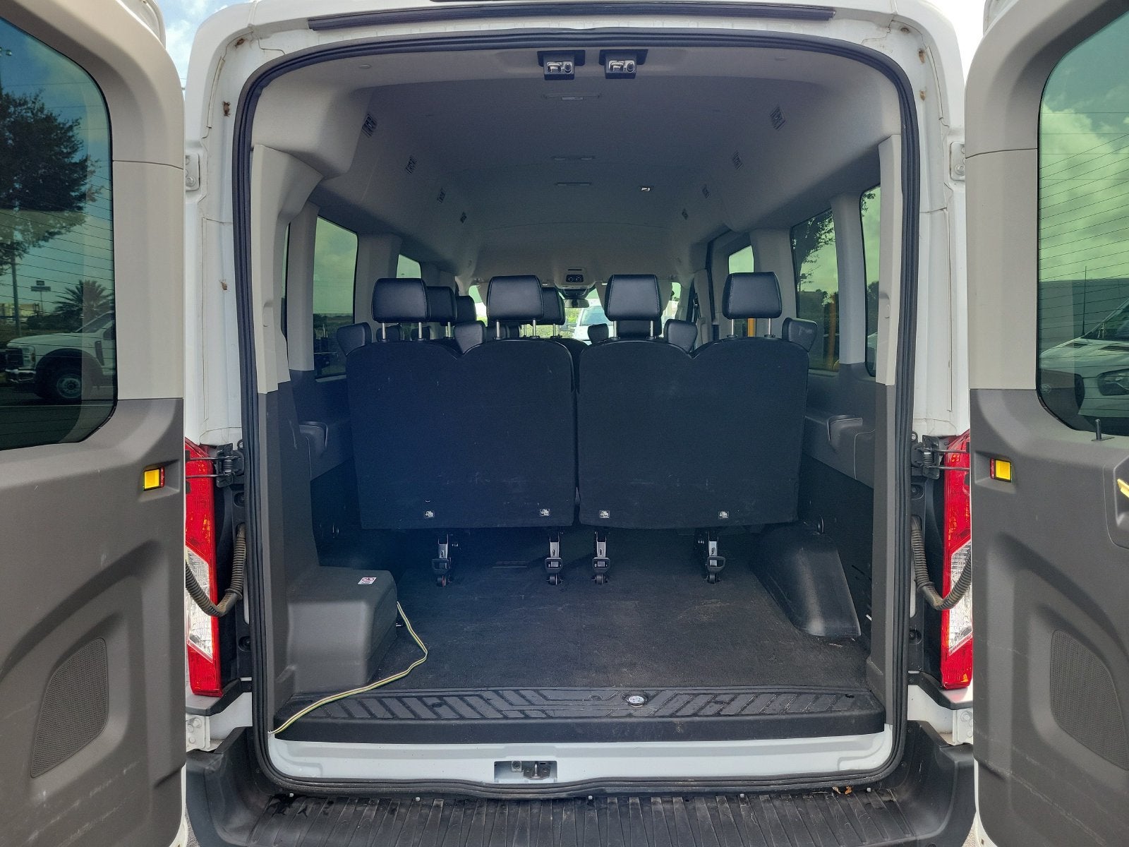 2022 Ford Transit-350 XL