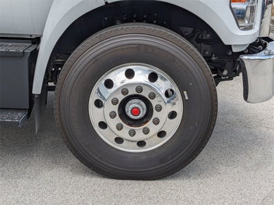 2024 Ford F-750SD Base