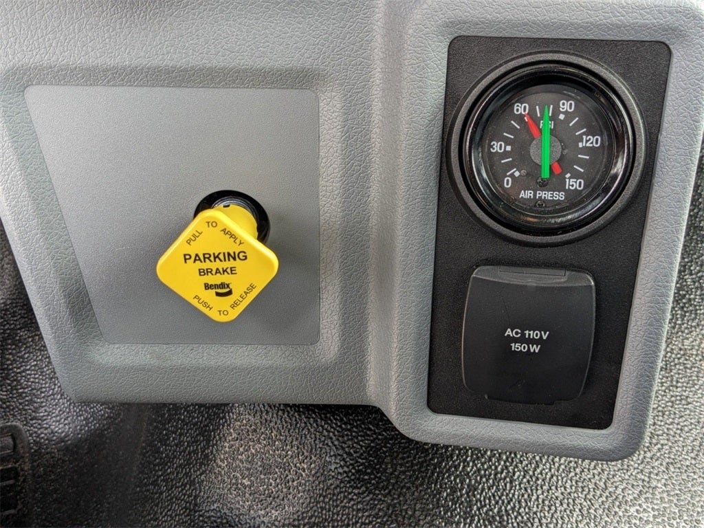 2024 Ford F-750SD Base