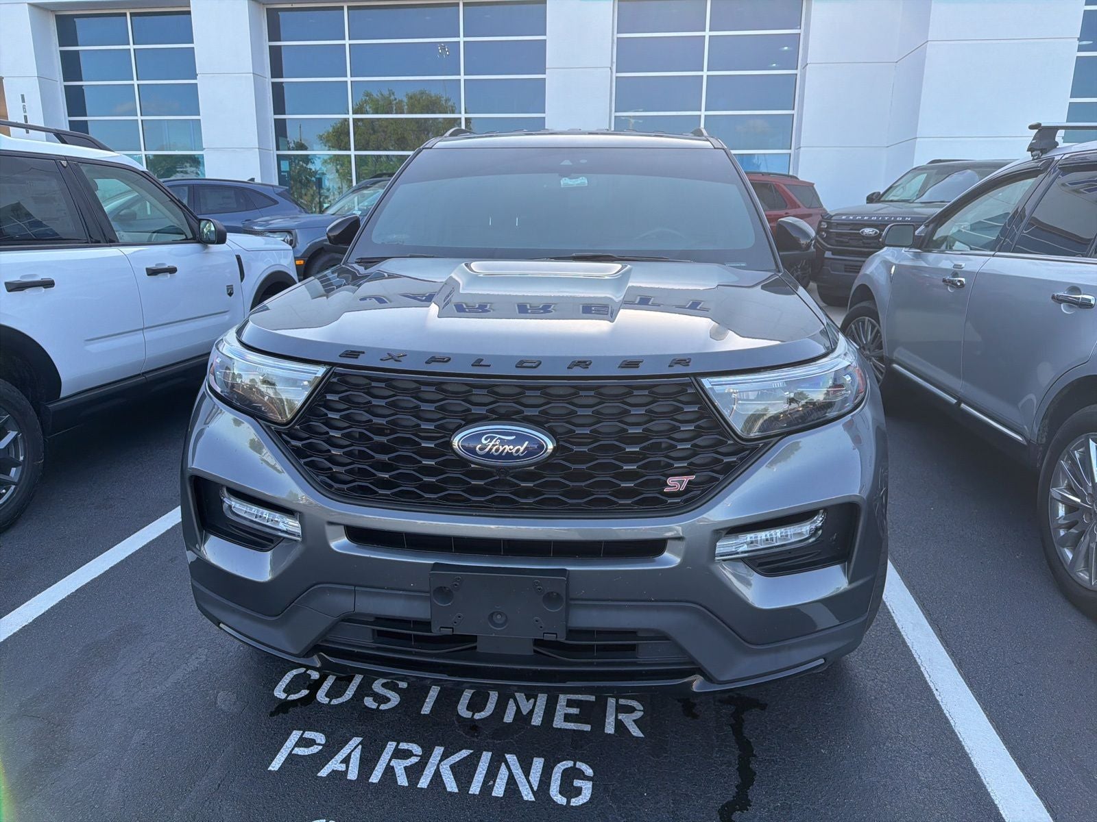 2022 Ford Explorer ST